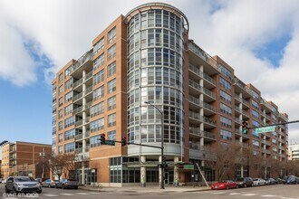 Building Photo - 1200 W Monroe St