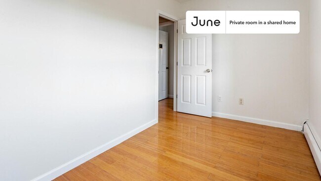 Foto del edificio - Room in Shared 4 bed/2 bath home in Flatbush