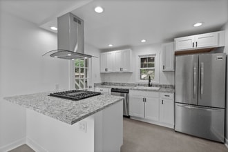 Building Photo - 1454 Elizabeth Blvd