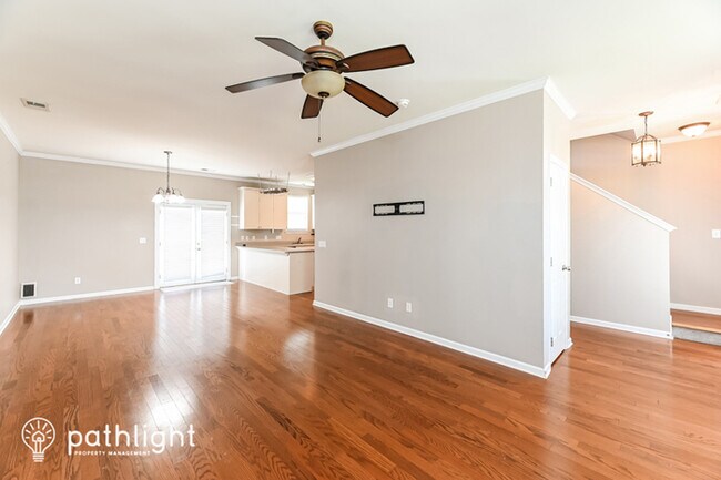 Foto del edificio - 219 Crossandra Avenue, Summerville, SC, 29483