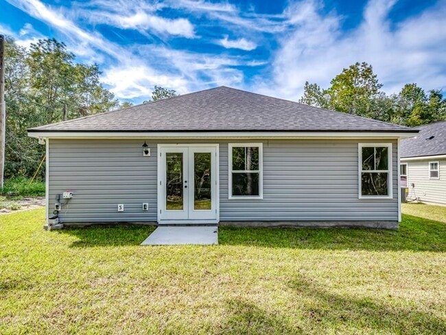 Foto del edificio - 4-Bedroom Available in Wakulla Gardens