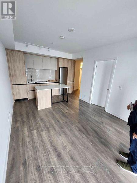 Photo du bâtiment - 7950 Bathurst St