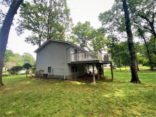 Building Photo - 139 Brick Church Rd