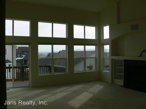 Building Photo - 864 Tarpan Pl