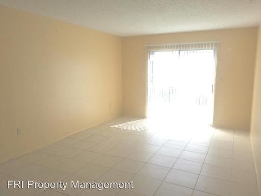 Foto del edificio - 2190 Knox McRae Dr