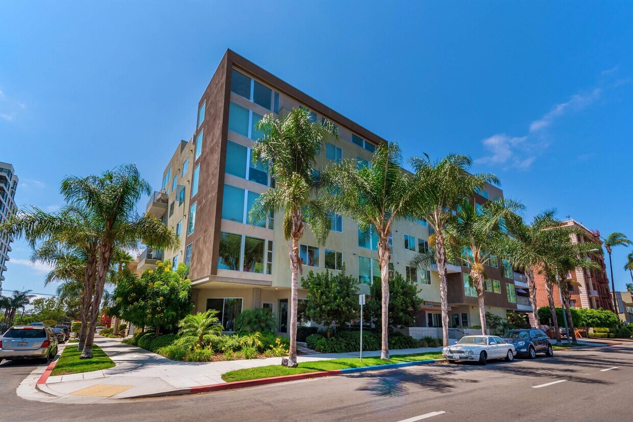 Foto principal - 3100 Sixth Ave