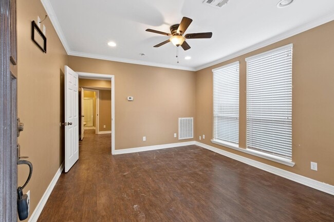 Building Photo - 4306 Wilmer St