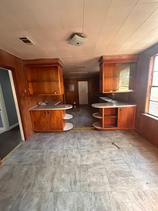 Foto del edificio - 2233 Queens Hwy