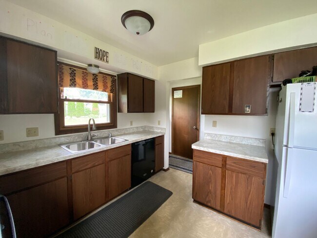 Foto del edificio - 3BD Townhome in Hartridge
