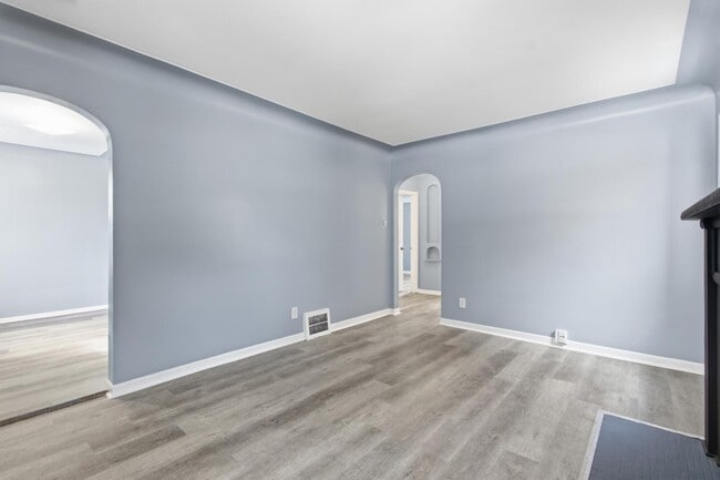 Foto del edificio - 9233 McKinney St