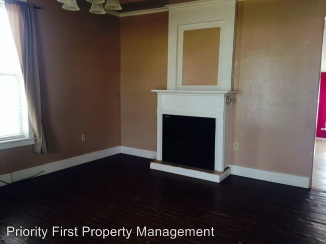 Building Photo - 2 br, 1 bath House - 1015 N 3000 W