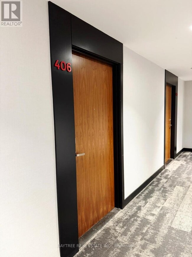 Building Photo - 30 Baseball Pl