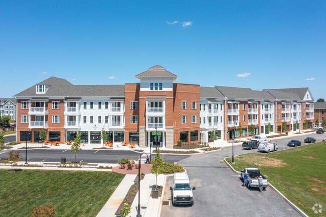 Building Photo - Welcome to Weatherstone Flats!