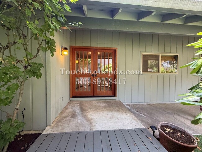 Foto del edificio - 13540 SW Hyland Park Ct