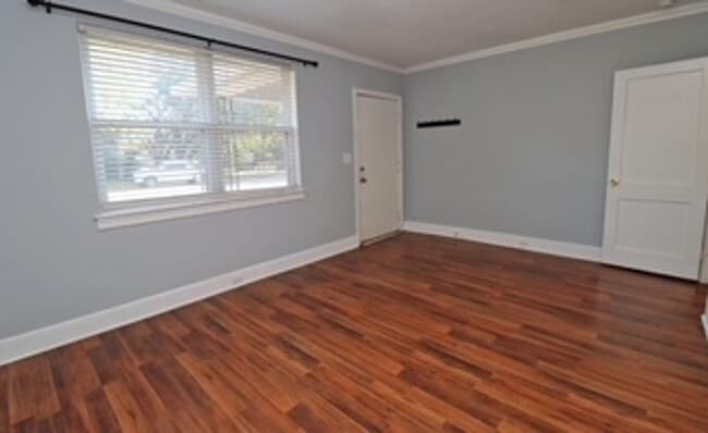 Building Photo - Cozy 2-Bedroom Duplex in Southeast Columbia – Brandon Acres!