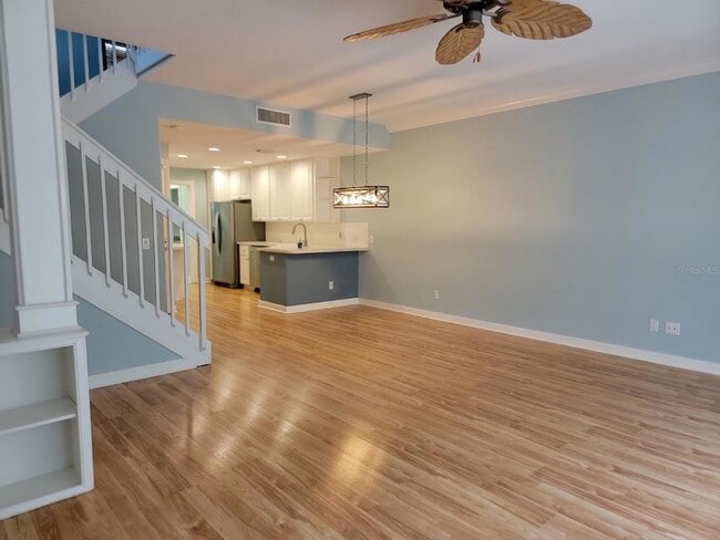 Building Photo - 7884 Farina Ct