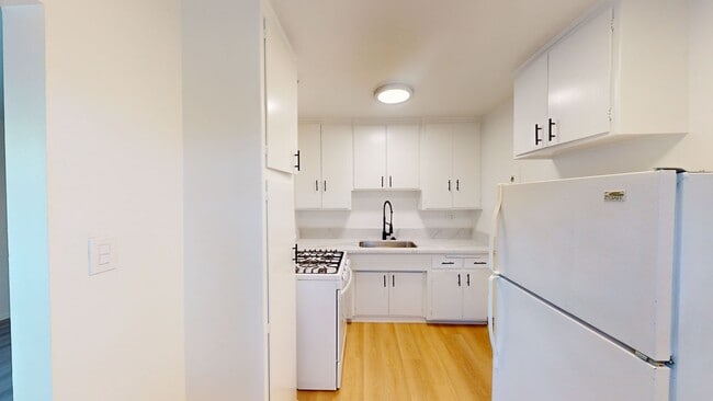 Interior Photo - Unique