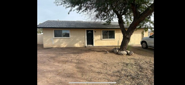 Building Photo - 2671 S Gila Rd