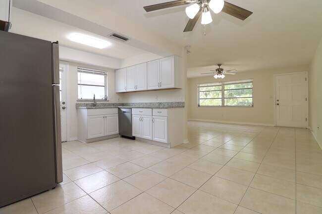 Foto del edificio - 1232 Amble Ln
