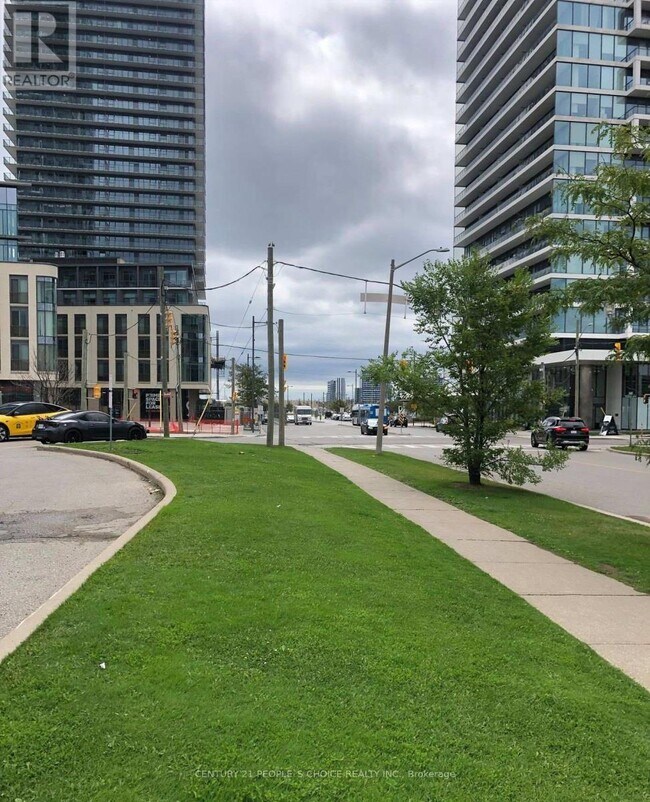 Photo du bâtiment - 1000 Portage Pkwy