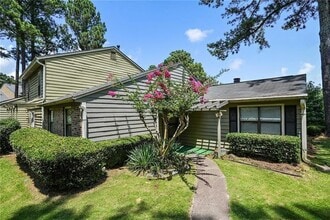 Building Photo - 76 Sandalwood Cir