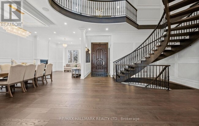 Photo du bâtiment - 32 Devondale Ave