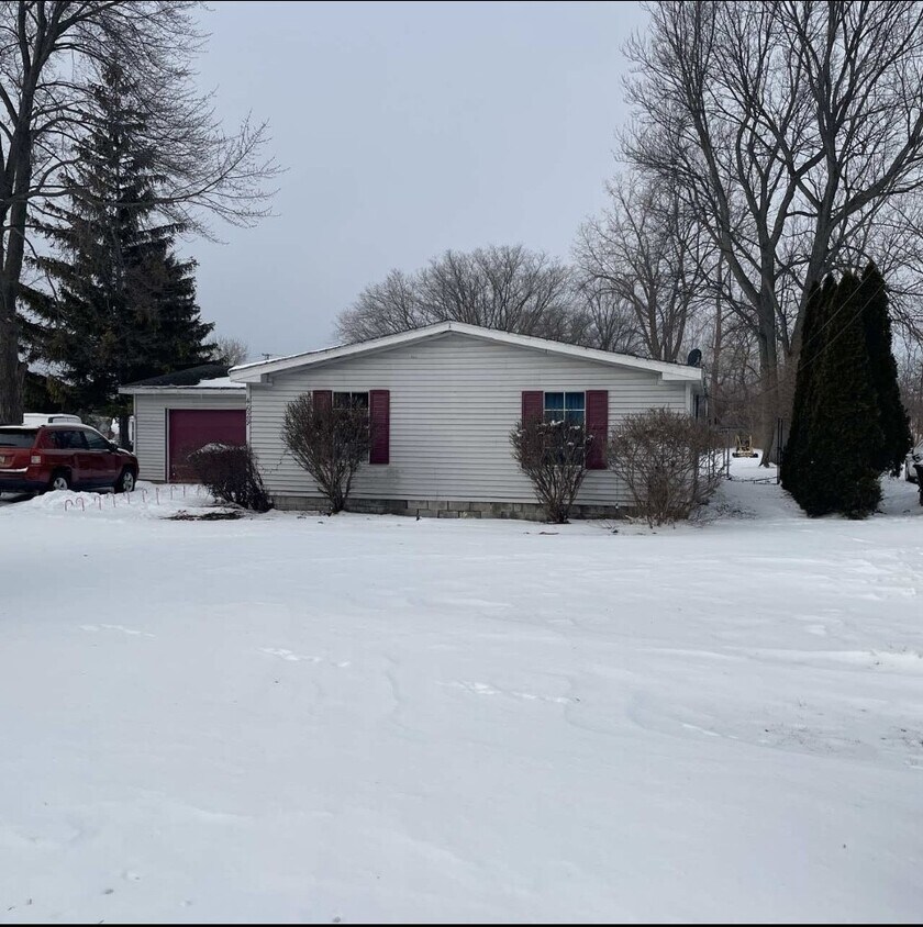 Foto del edificio - 4629 Meadowlawn Dr