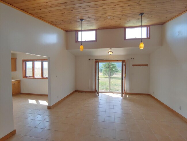 Foto del edificio - 8890 Cusker Ln