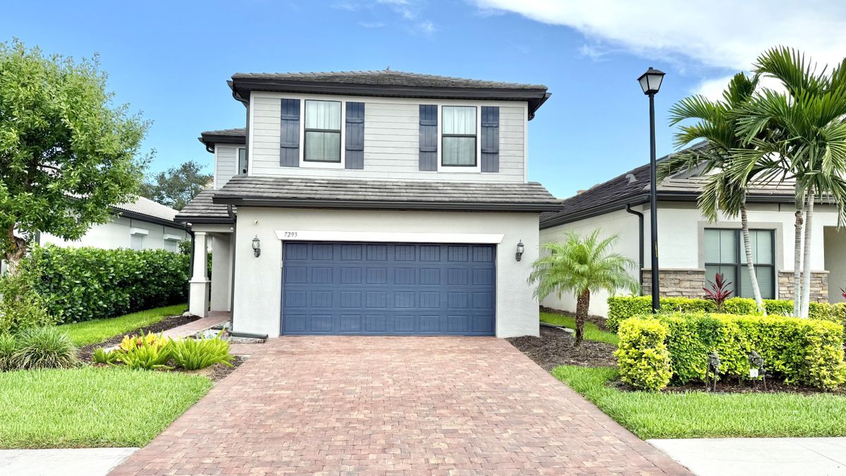 Foto principal - 7293 Birchmore St