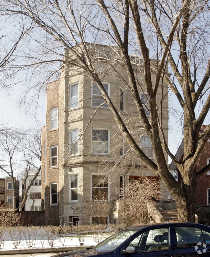 Building Photo - 6322 N Wayne Ave