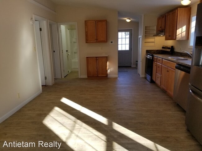 Building Photo - 3 br, 2 bath House - 11048 Bailey Springs ...