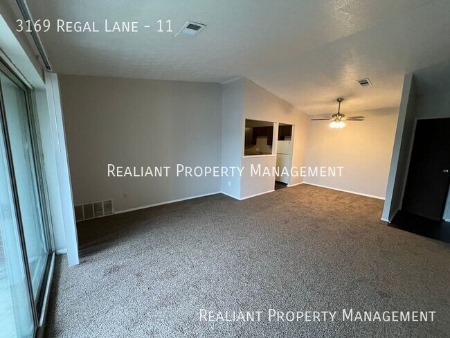 Foto del edificio - Charming 2-Bedroom Apartment in Cincinnati...