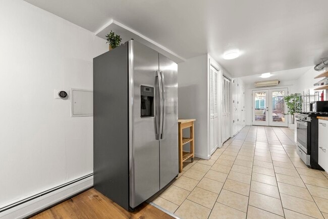 Foto del edificio - 40 Van Reypen St