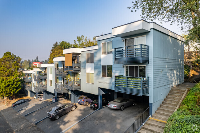 Building Photo - Hillside Terrace Condominiums