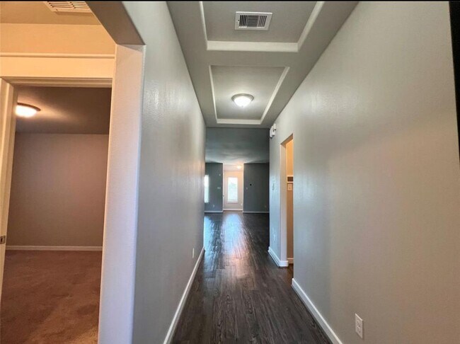 Foto del edificio - 12347 Breckenwood Mills Dr