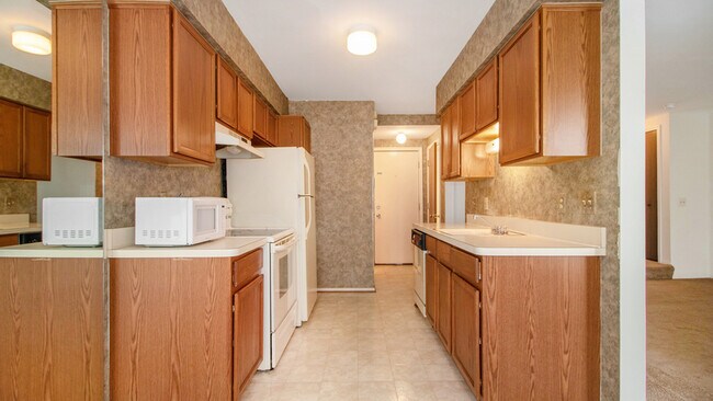 Building Photo - 3003 Forest Creek Ct