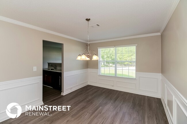 Foto del edificio - 4325 Holliday Rd