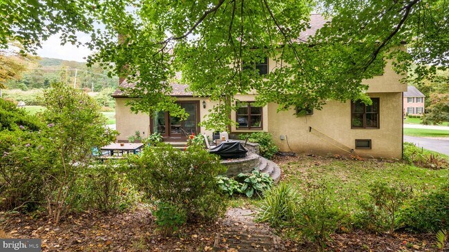 Foto del edificio - 1545 Valley Greene Rd
