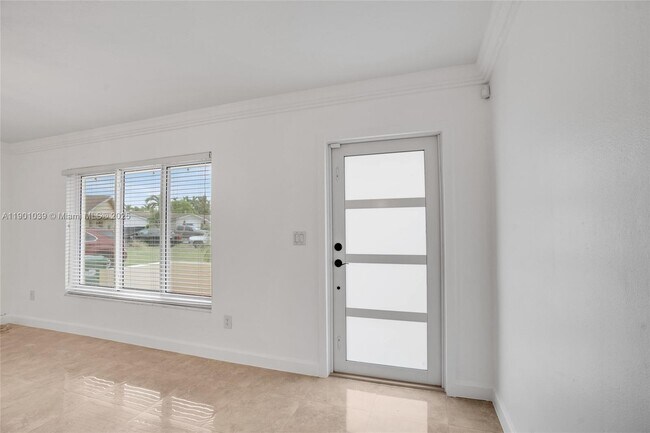 Foto del edificio - 10440 SW 126th Ave