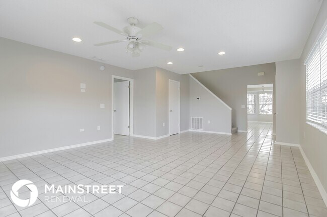 Foto del edificio - 4000 Downey Ct
