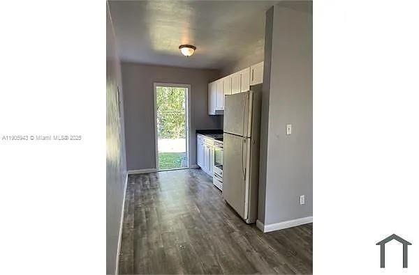 Foto del edificio - 11850 SW 212th St