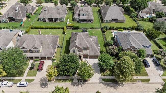 Foto del edificio - 30510 Hackberry Woods St