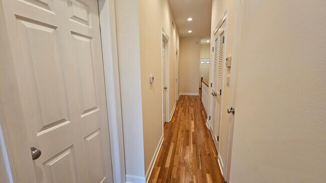 Foto del edificio - 509 N Hartland Ct