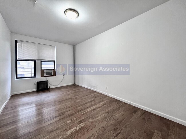 Building Photo - 400 Fort Washington Avenue