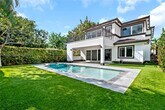 Foto principal - 429 SW 23rd Rd