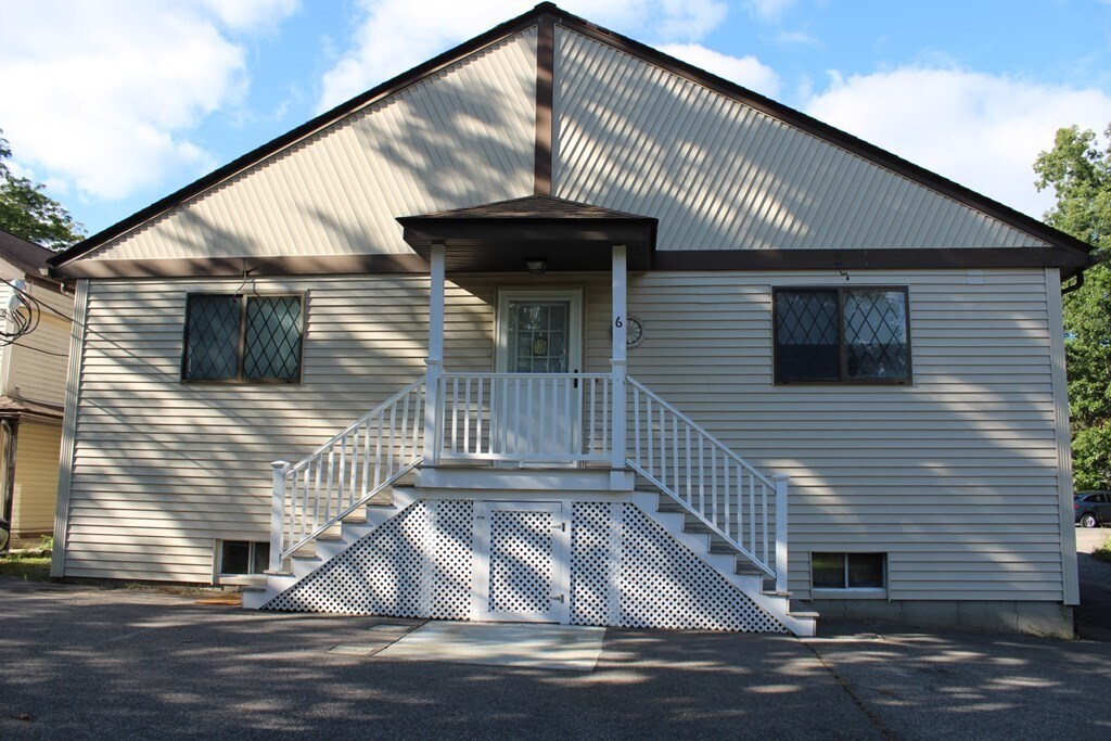 48 Lovering St Unit 6, Medway, MA 02053 Condo for Rent in Medway, MA