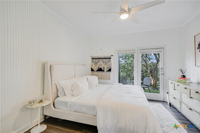 Foto del edificio - 802 S 1st St