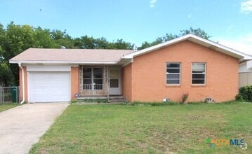 Building Photo - 1007 Robertson Ave
