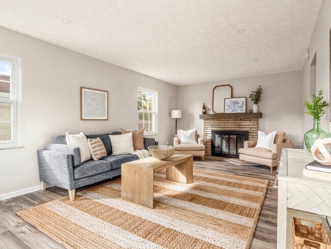 Foto del edificio - 1080 Hillsdale Dr