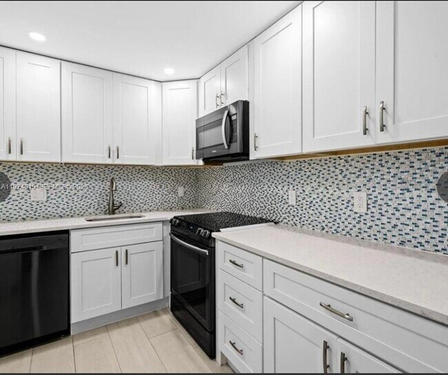 Foto del edificio - 1505 N Riverside Dr